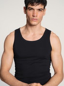 Uomo - Canottiera atletica in Cotone di colore Nero, Tinta unita, della serie Cotton Code di CALIDA, Dettaglio