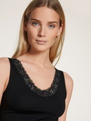 Damen - Tank-Top aus Baumwolle in Schwarz, Spitze aus Serie Natural Comfort Lace von CALIDA, Detail