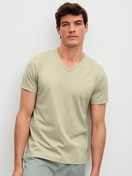 Men model is wearing Short-sleeved shirt made of 100% Cotton in Green, Unicoloured from the RMX Sleep Leisure series by CALIDA, Front view