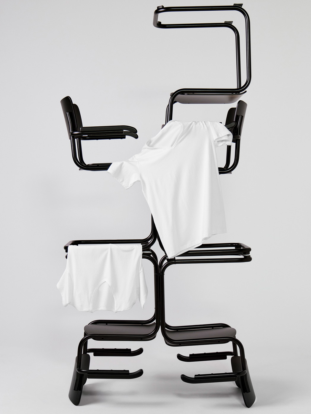 Uomo - T-shirt con scollo a V, set da 2 in Cotone di colore Bianco, Tinta unita, della serie Natural Benefit di CALIDA, Dettaglio