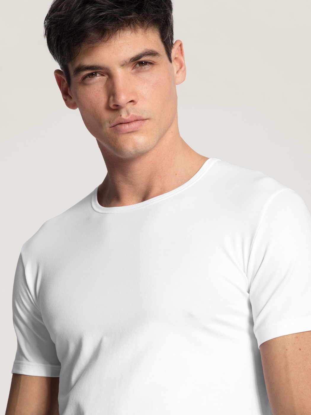 Uomo - T-Shirt in Cotone di colore Bianco, Tinta unita, della serie Cotton Code di CALIDA, Dettaglio