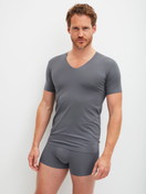 Men model is wearing V-shirt made of Modal in Grey, Unicoloured from the Clean Line series by CALIDA, Outfit