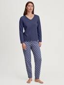 Women model is wearing Shirt long sleeve made of 100% Cotton in Blue, Unicoloured from the Favourites Universe series by CALIDA, Outfit