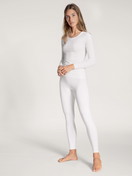 Femme - T-shirt à manches longues en Coton de couleur Blanc, Unicolore, de la série Natural Comfort de CALIDA, Tenue, Vue de face