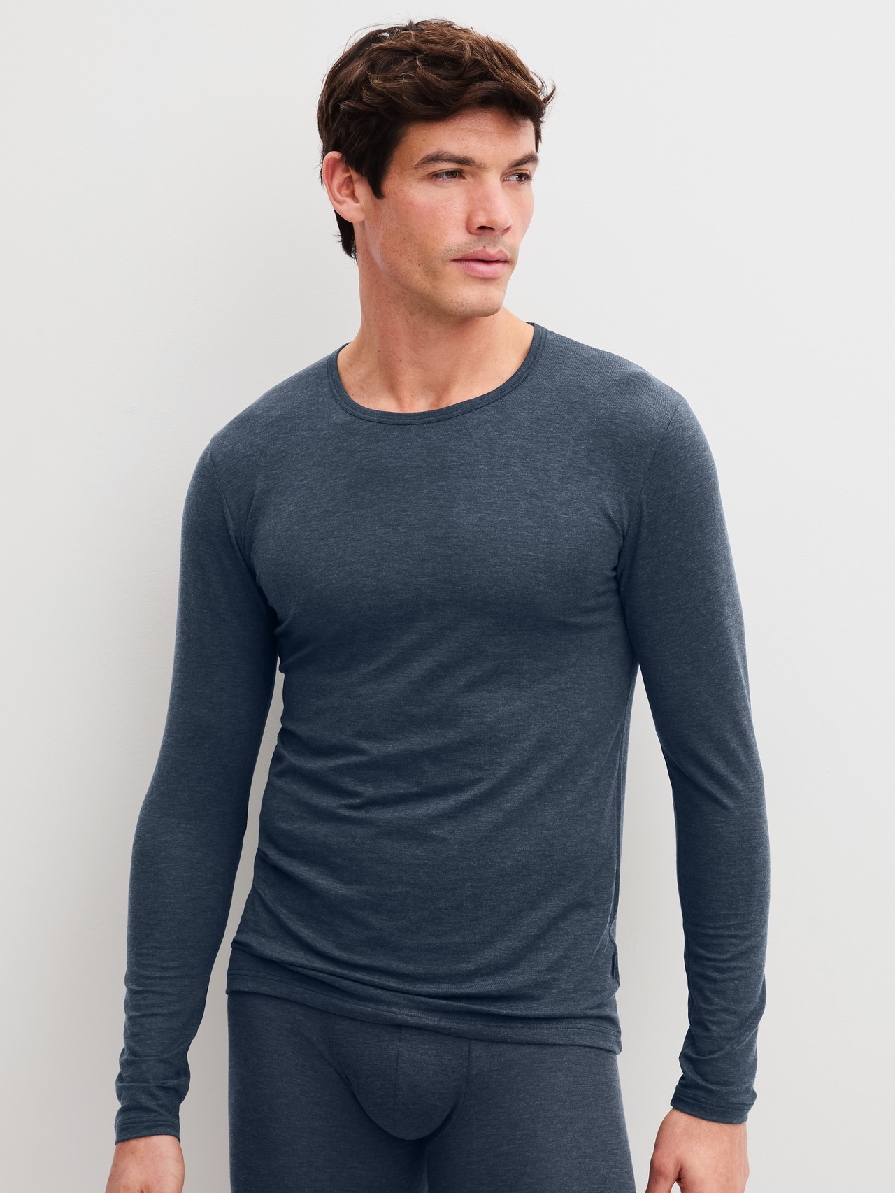CALIDA Sporty Warming Langarmshirt mit Wollefür Herren, L, Grau, Schlichte Passform mit zeitlos klarer Silhouette
