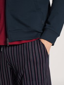 Herren - Jacke aus Baumwolle in Blau, Einfarbig aus Serie Remix Basic Lounge von CALIDA, Detail