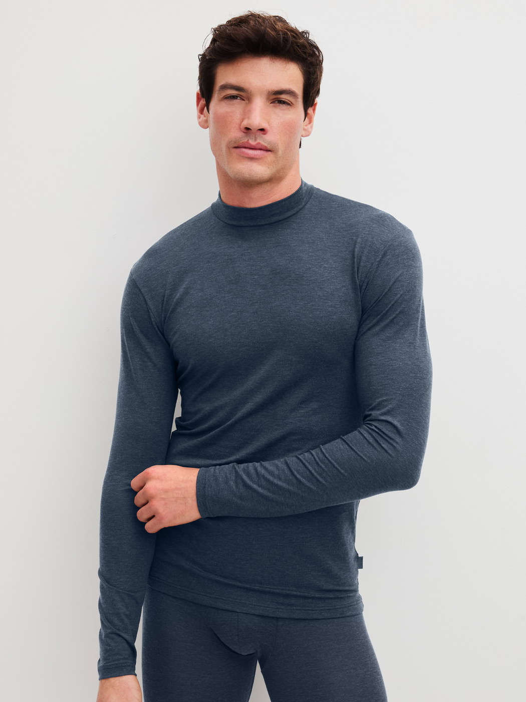 Men model is wearing  made of Lyocell in Grey, Unicoloured from the Sporty Warming series by CALIDA, Front view