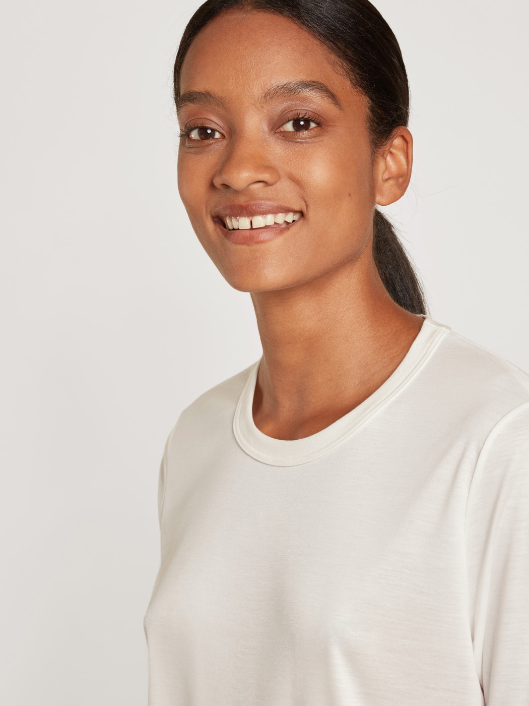 Women - Long-sleeved shirt made of Modal in White, Unicoloured, from the Lounge & Relax series by CALIDA, Detail