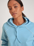 Damen - Sweatshirt mit Kapuze aus Baumwolle in Blau, Einfarbig aus Serie Lounge Paisley von CALIDA, Detail