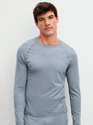Herren-Model trägt Langarm-Shirt aus Lyocell in Grau, Einfarbig aus Serie DSW Warming von CALIDA, Vorderansicht