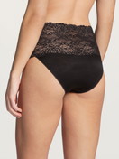 Le mannequin Femme porte le/la Slip taille haute avec bordures en dentelle en Coton de couleur Noir, Dentelle, de la série Sensual Secrets de CALIDA, Vue arrière