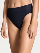 Women model is wearing Brief, high waist made of Cotton in Blue, Unicoloured from the Elastic series by CALIDA, Front view