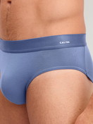 Men model is wearing Brief made of Cotton in Grey, Unicoloured from the Cotton Code series by CALIDA, Detail