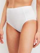 Le mannequin Femme porte le/la slips taille haute, lot de 3 en Polyamide de couleur Marron, Unicolore, de la série Eco Sense Special de CALIDA, Image supplémentaire