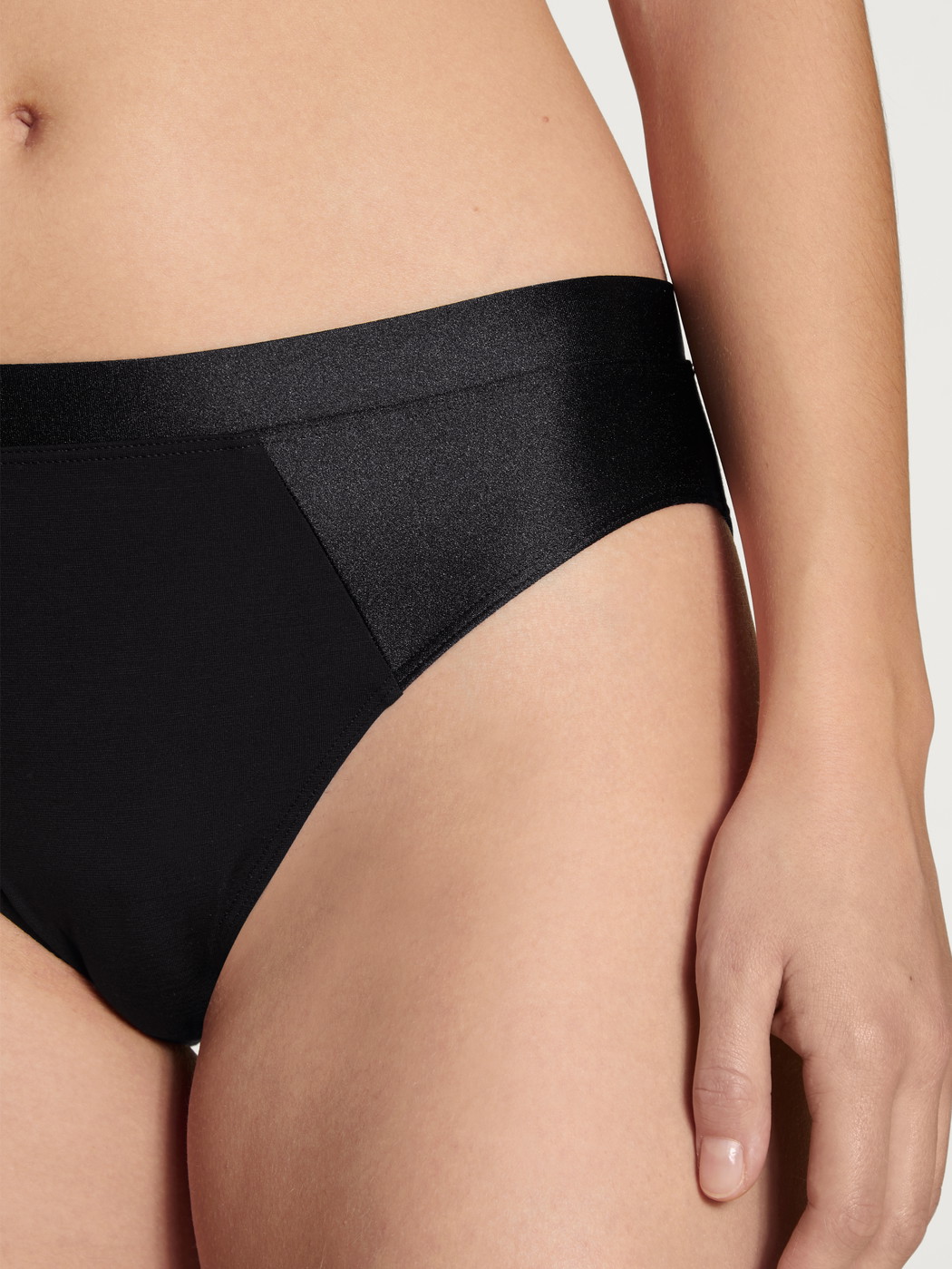 Women - Brief made of Cotton in Black, Unicoloured, from the Cate series by CALIDA, Detail
