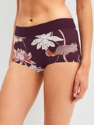 Women model is wearing Shorty regular cut made of Cotton in Red, Floral from the Elastic Trend Spec. series by CALIDA, Front view