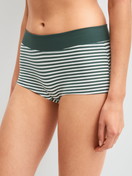Le mannequin Femme porte le/la Panty taille haute en Coton de couleur Vert, Rayée, de la série Elastic Special de CALIDA, Vue de face