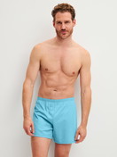Herren-Model trägt Boxershorts, 2er-Pack aus 100% Baumwolle in Grün, Gemustert aus Serie Cotton Special von CALIDA, Zusatzbild, Outfit