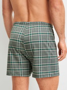 Le mannequin Homme porte le/la Boxer short en 100% coton de couleur Vert, À carreaux, de la série Prints de CALIDA, Vue arrière