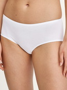 Le mannequin Femme porte le/la Panty taille basse en Coton de couleur Blanc, Unicolore, de la série Essential Cotton de CALIDA, Vue de face