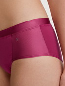 Women model is wearing Panty, low cut made of Cotton in Pink, Unicoloured from the Cate series by CALIDA, Detail