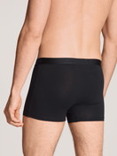 Le mannequin Homme porte le/la Boxer, lot de 3 en Coton de couleur Noir, Unicolore, de la série Natural Benefit de CALIDA, Vue arrière