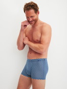 La modella / Il modello Uomo indossa Boxer brief in Lyocell di colore Blu, Modello, della serie Focus Trend di CALIDA, Abbigliamento