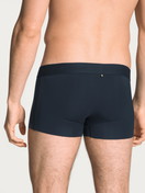 Herren-Model trägt Boxer Brief mit Softbund aus Modal in Blau, Einfarbig aus Serie Clean Line von CALIDA, Rückansicht