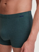 Le mannequin Homme porte le/la Boxer brief en Coton de couleur Vert, Unicolore, de la série Cotton Sporty de CALIDA, Détail