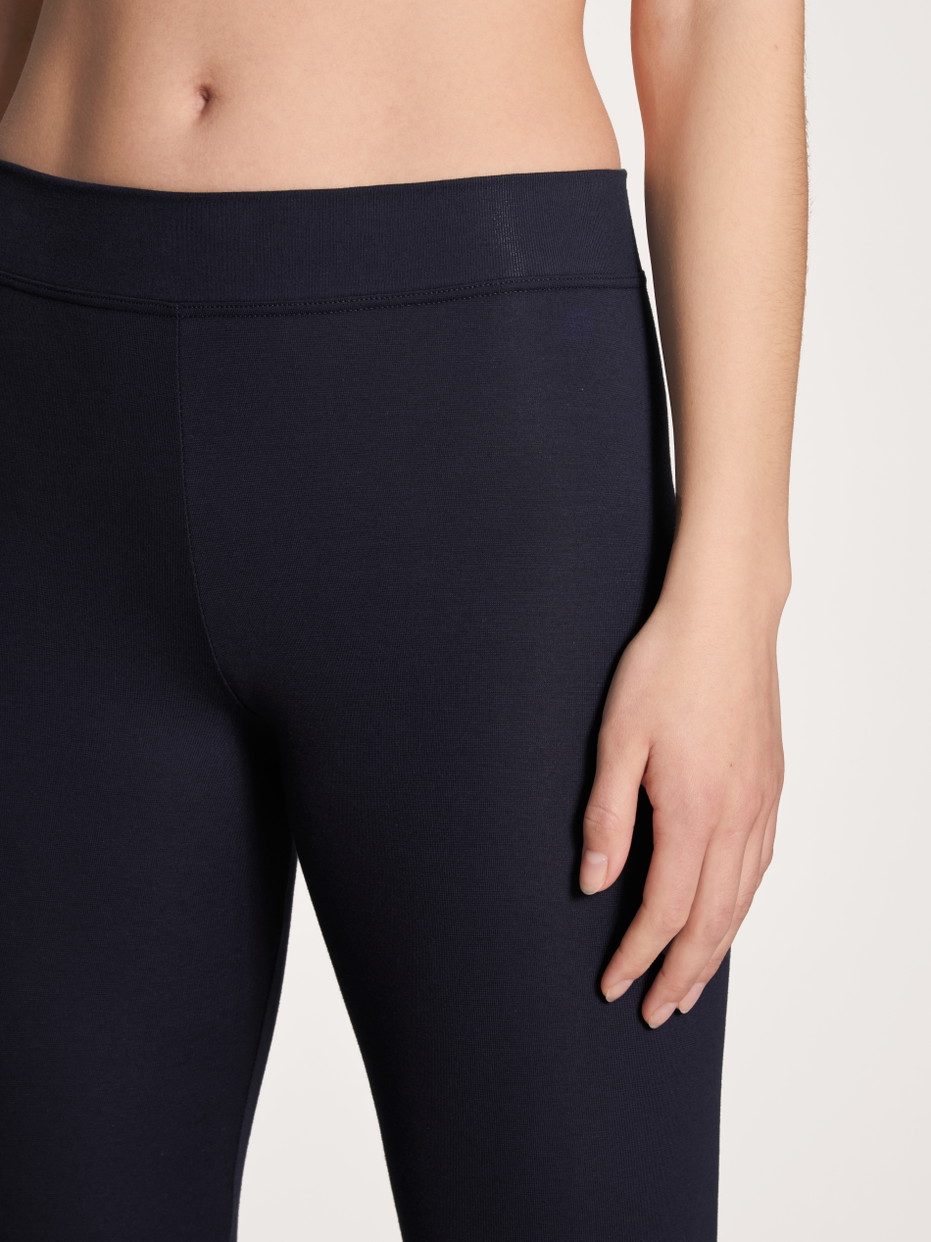 Damen - Leggings aus Baumwolle in Blau, Einfarbig aus Serie Elastic von CALIDA, Detail