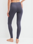 Le mannequin Femme porte le/la Leggings en Coton de couleur Gris, Unicolore, de la série Elastic de CALIDA, Vue arrière