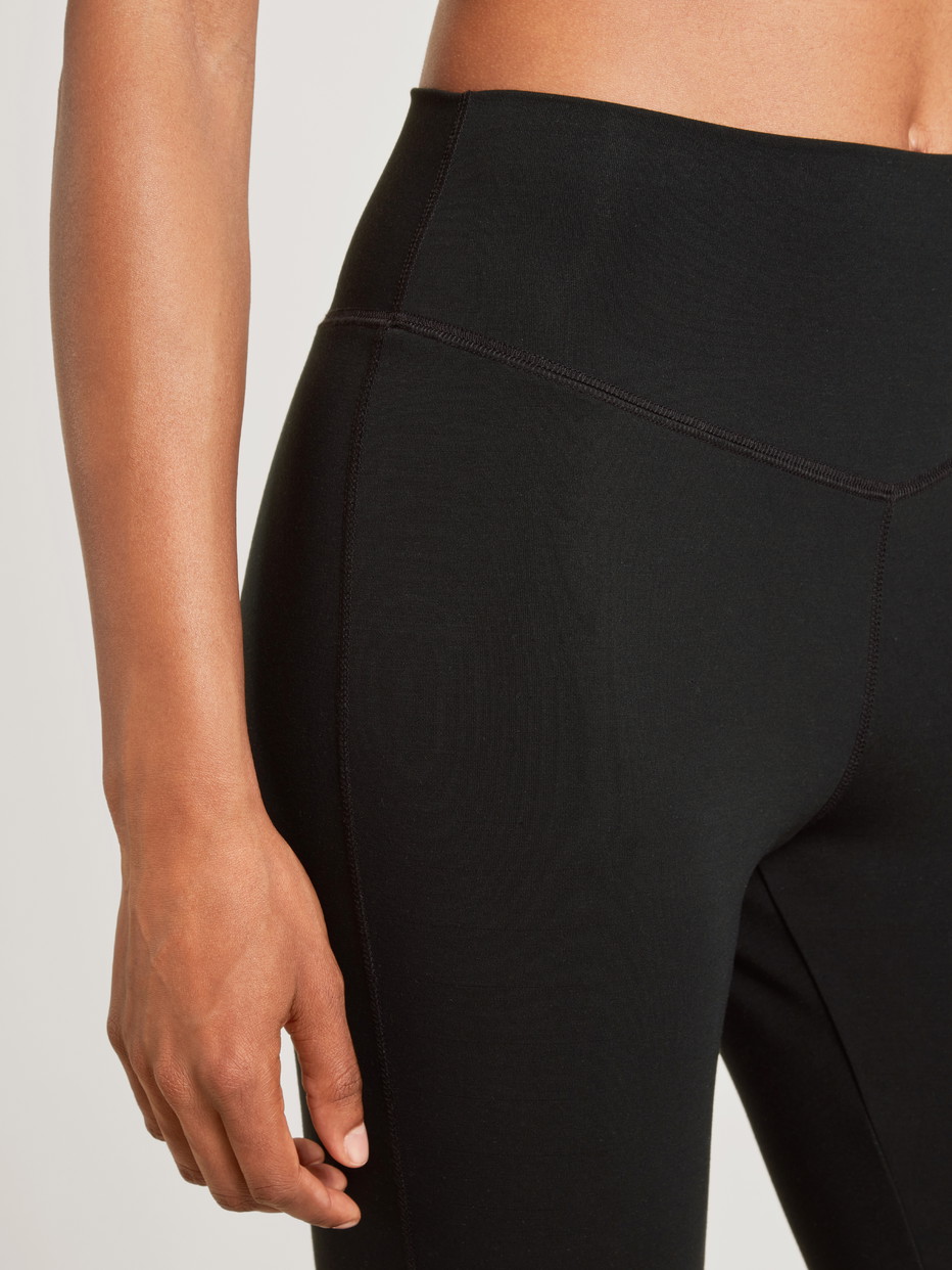 Damen - Leggings aus Modal in Schwarz, Einfarbig aus Serie Lounge & Relax von CALIDA, Detail