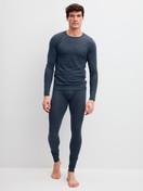Le mannequin Homme porte le/la  en Lyocell de couleur Gris, Unicolore, de la série Sporty Warming de CALIDA, Tenue