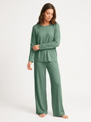 Women model is wearing Pyjama bottom made of Modal in Green, Unicoloured from the DSW Balancing series by CALIDA, Outfit