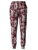 Damen - Pants mit Bündchen aus 100% Baumwolle in Rot, Floral aus Serie Favourites Ground von CALIDA