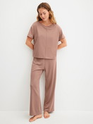 Women model is wearing Lounge Pants made of Modal in Brown, Unicoloured from the Natural Loungewear series by CALIDA, Outfit