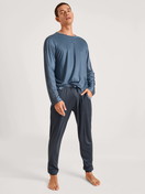 La modella / Il modello Uomo indossa Pantalone in Lyocell di colore Grigio, Tinta unita, della serie DSW Cooling di CALIDA, Vista frontale, Abbigliamento