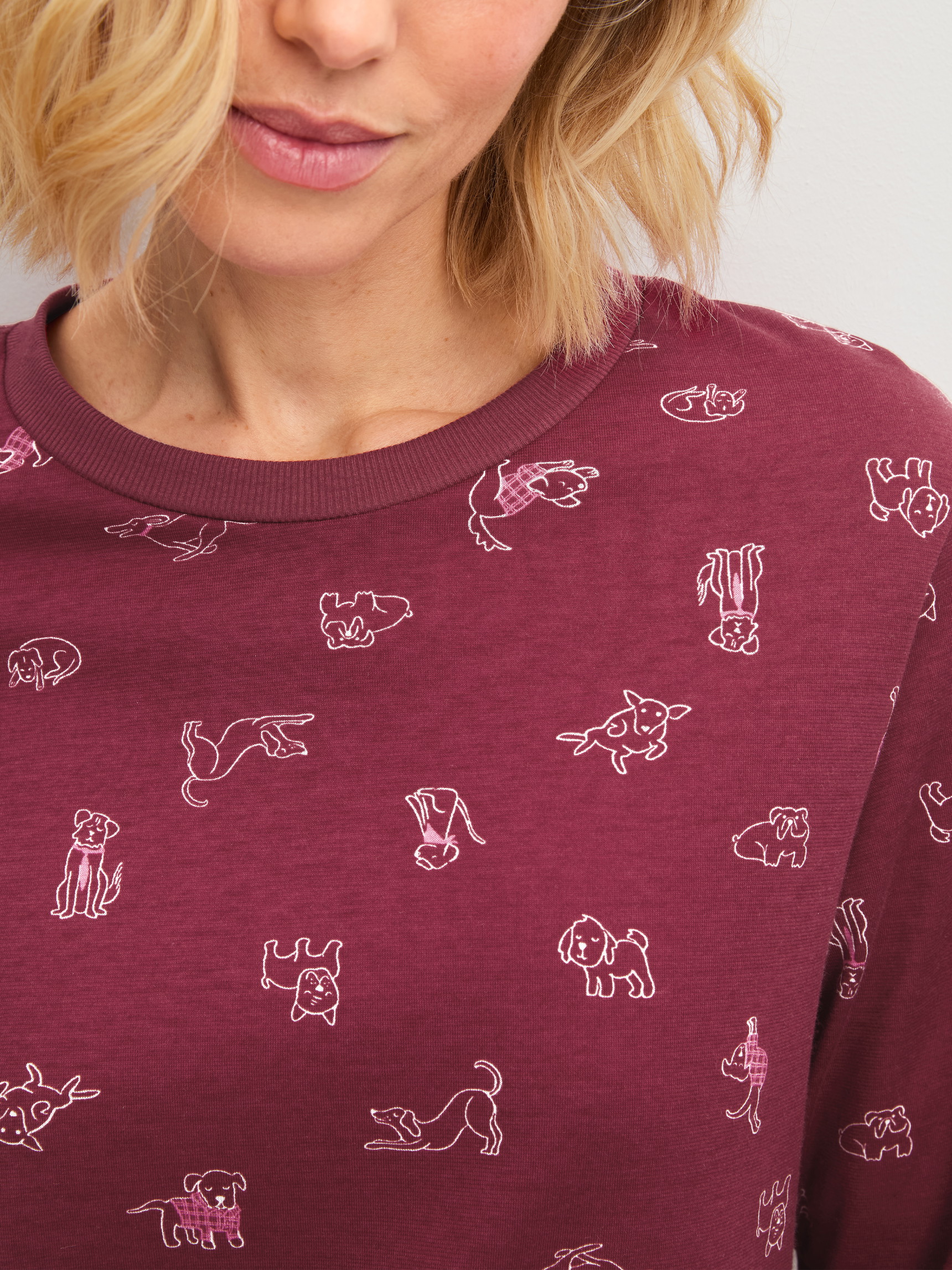 Women model is wearing  made of 100% Cotton in Red, Patterned from the Family & Friends series by CALIDA, Detail