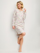 Damen-Model trägt Langarm-Nachthemd, Länge 100 cm aus 100% Baumwolle in Rosa, Gemustert aus Serie Cotton Special von CALIDA, Vorderansicht