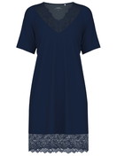 Damen - Sleepshirt, Länge 95 cm aus Modal in Blau, Spitze aus Serie Elegant Dreams von CALIDA