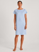 Women model is wearing Sleepshirt made of Lyocell in Blue, Unicoloured from the DSW Cooling series by CALIDA, Front view