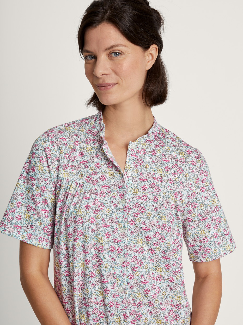 Women model is wearing Nightdress, length 110 cm made of 100% Cotton in Pink, Floral from the Soft Cotton series by CALIDA, Detail