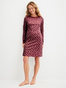 Women model is wearing Long Sleeve Nightdress – 100 cm Length made of 100% Cotton in Red, Patterned from the Cotton Special series by CALIDA, Front view