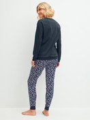 Le mannequin Femme porte le/la  en 100% coton de couleur Bleu, À motifs, de la série Family & Friends de CALIDA, Vue arrière