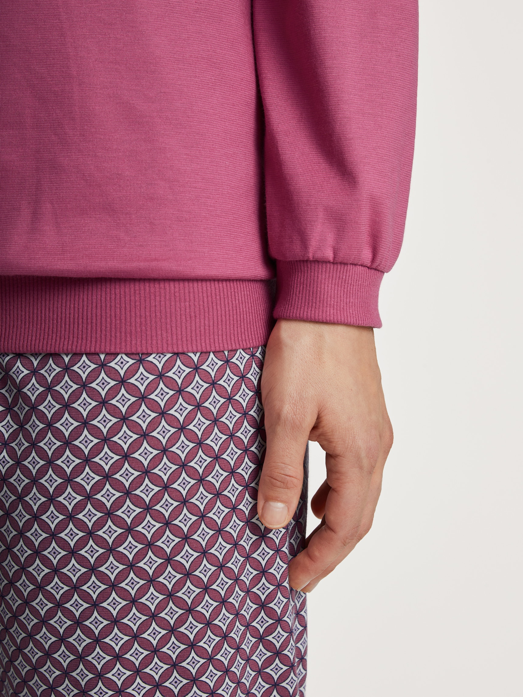 Women model is wearing Pyjama with cuff made of 100% Cotton in Purple, Motif from the Cotton Special series by CALIDA, Detail