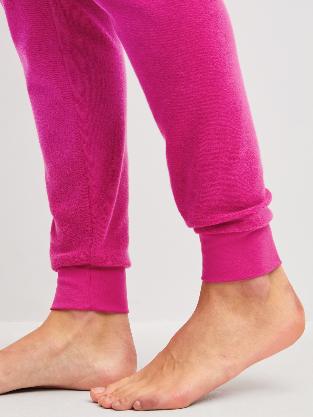La modella / Il modello Donna indossa  in Cotone di colore Rosa, A righe, della serie Soft Dreams di CALIDA, Dettaglio