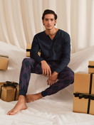 Men model is wearing Pyjama with cuff made of 100% Cotton in Blue, Patterned from the Relax Comfy 4 series by CALIDA, Front view