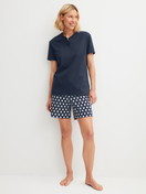 Women model is wearing Short pyjama made of 100% Cotton in Blue, Patterned from the Daylight Dreams series by CALIDA, Front view