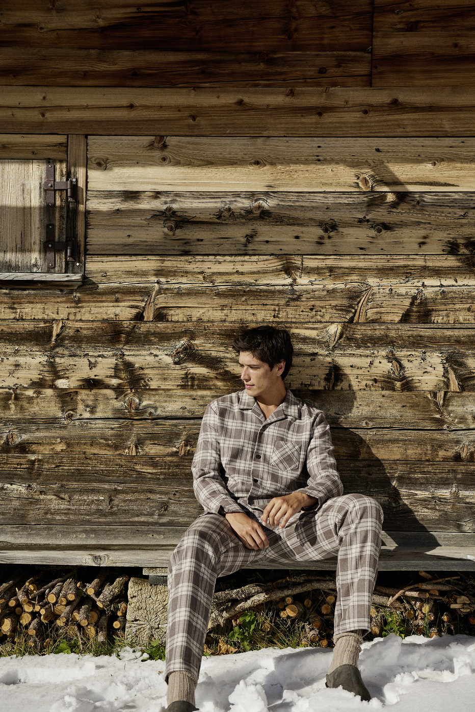 Men model is wearing  made of Flanell in Brown, Checked from the Relax Flannel Mood series by CALIDA, Additional Image