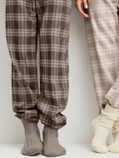 Men model is wearing  made of Flanell in Brown, Checked from the Relax Flannel Mood series by CALIDA, Additional Image